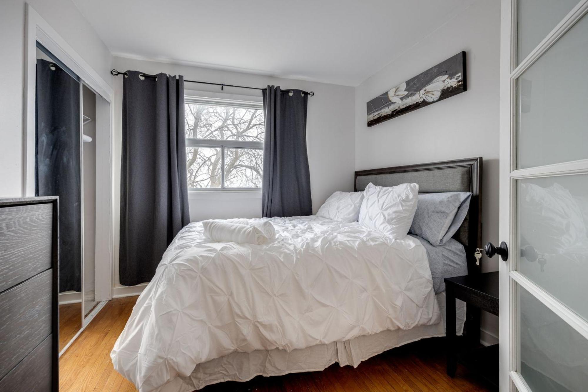 Eglinton West Guest Suite Toronto Exterior foto
